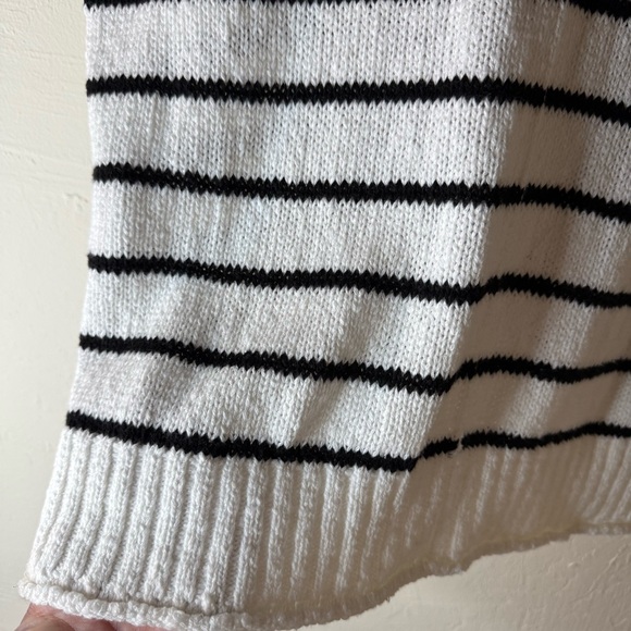 Evereve Stevie Pullover Black White Knit Size Small - Picture 7 of 9